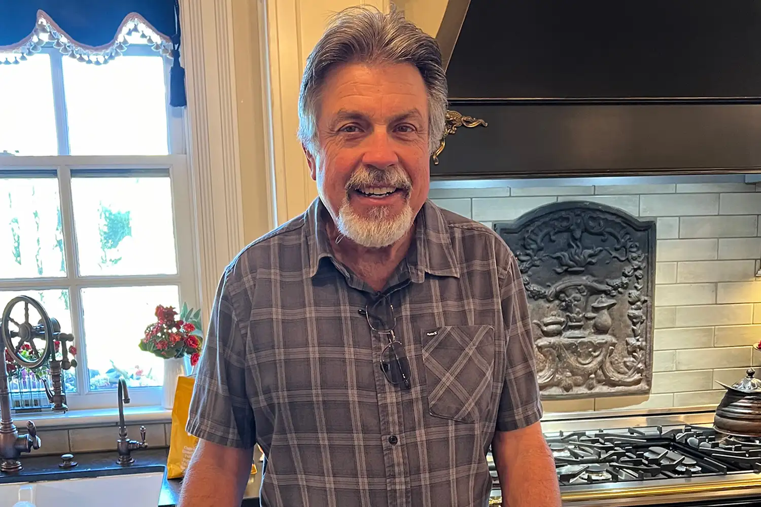 Unexpected Journey: How a Breast Cancer Diagnosis Transformed One Man’s Life for the Better Unexpected Journey: How a Breast Cancer Diagnosis Transformed One Man's Life for the Better